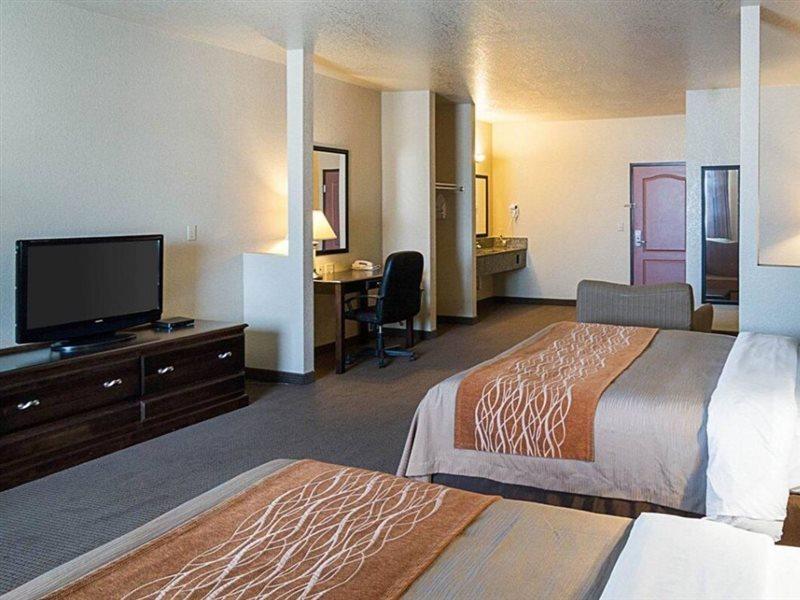 Comfort Inn I-20 Midland Stanton Exterior photo